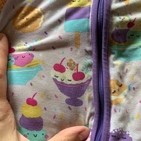 well-loved Little Sleepies pair !! CUUTE 12-18m - Picture 2 of 10